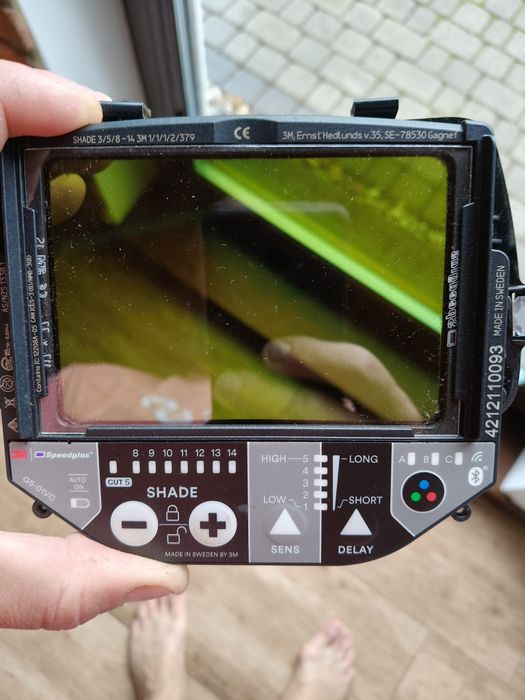 Speedglas G5-01 z trzy kolorowym wyświetla