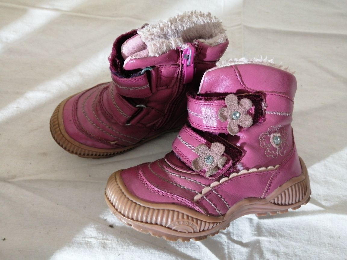 Зимове  дитяче взуття