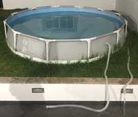 Piscina com caixa (3.7m) - apenas usada 2 meses