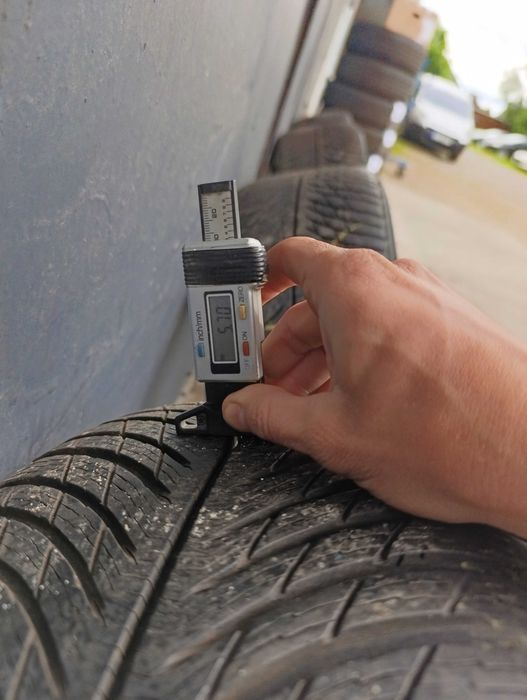 Koła zima 19" Audi A8 S8 Q3 5x112 235/50R19 2021 Michelin 4N0.601.025J