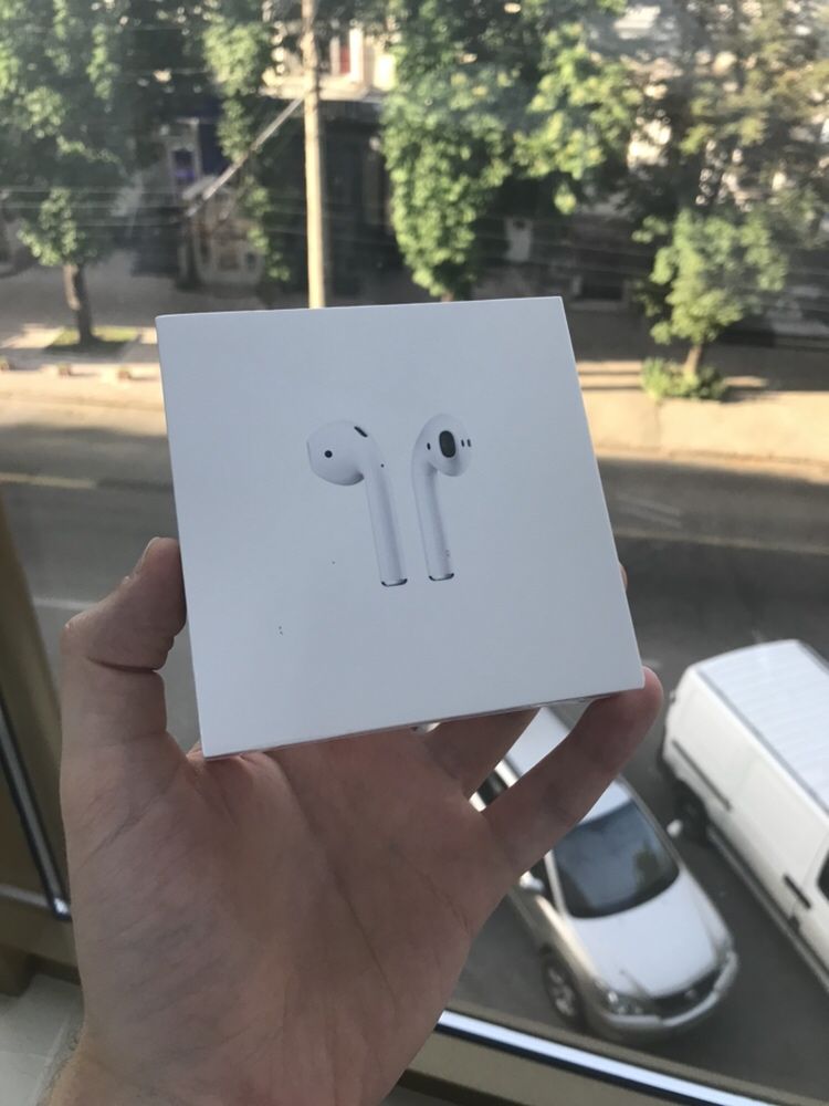 AirPods 2 Беспроводные наушники Apple