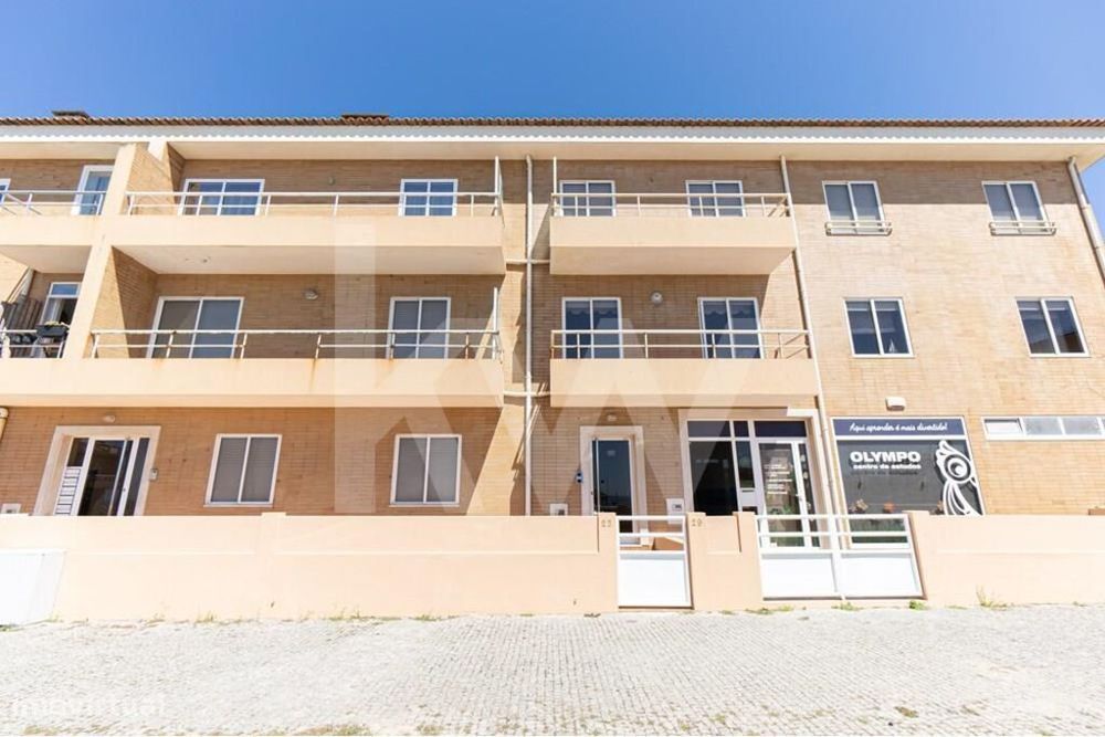 T3 com terraço e vista de mar em Vila Chã.