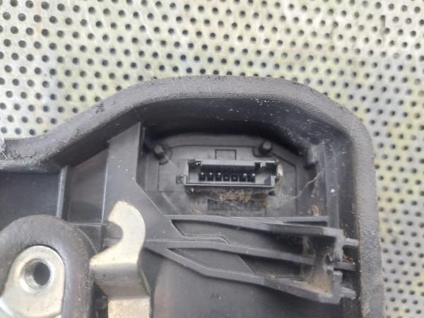 Fechadura / fecho porta trás esquerdo BMW 1 (E81)