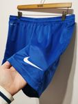 Nike krótkie spodenki sportowe logowane XL