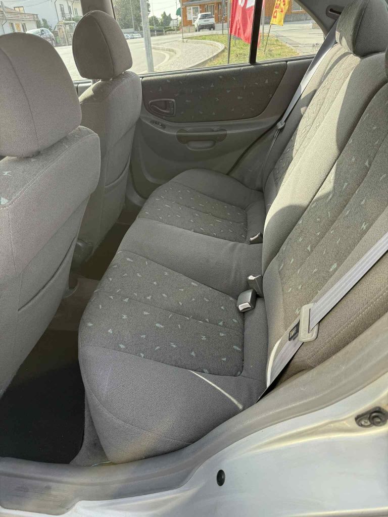 Hyundat accent 2000