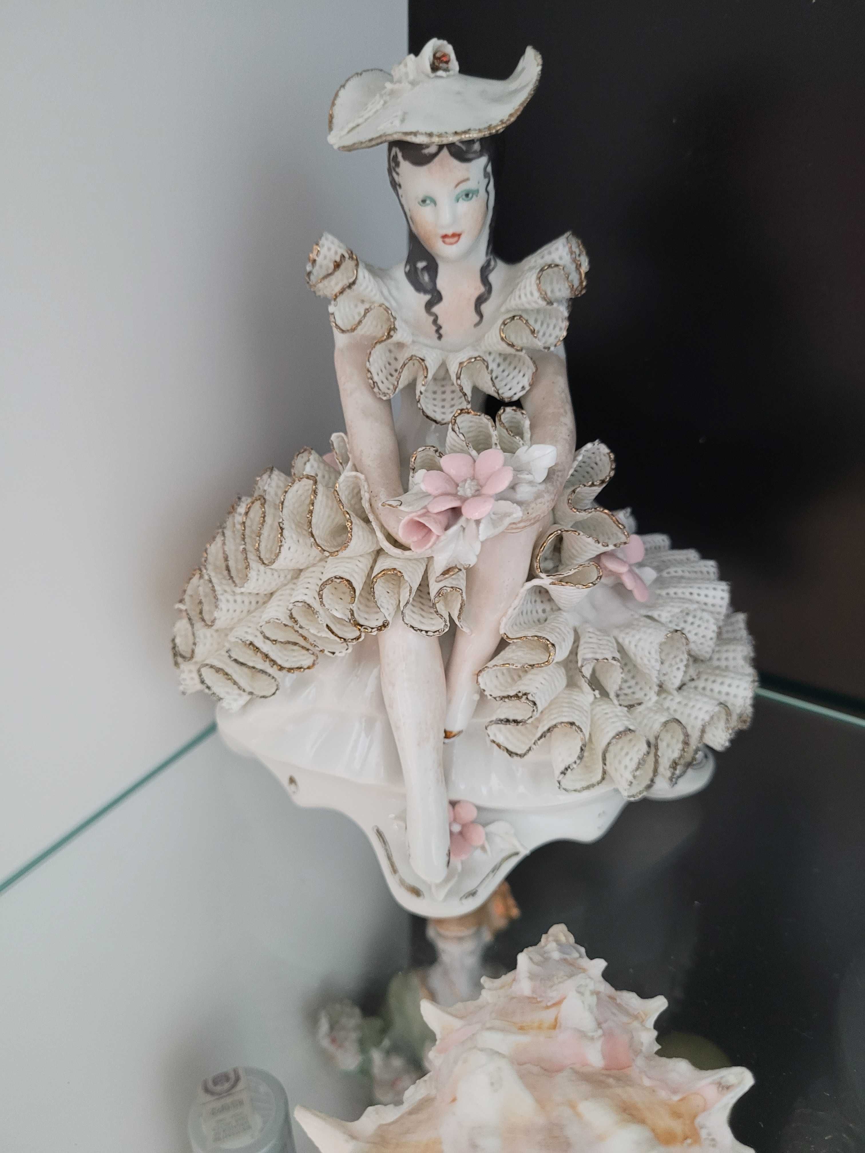 Figurki - lalki porcelanowe