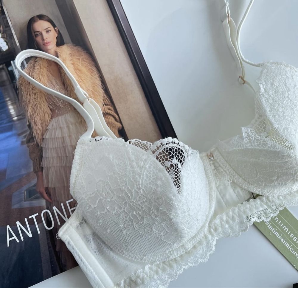 Intimissimi – ніжний бюстгальтер із мереживом