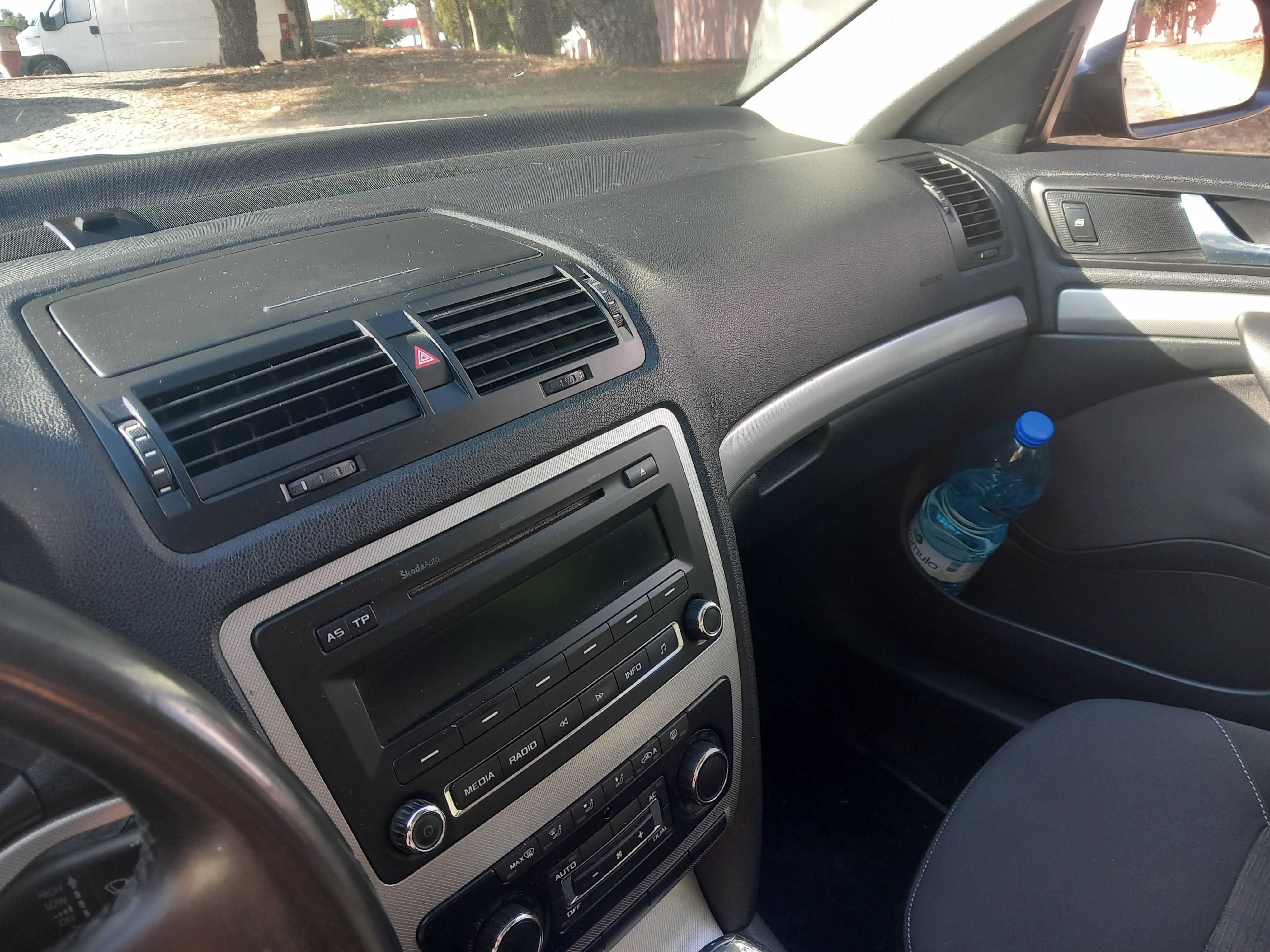 Carrinha  Skoda bem estimada
