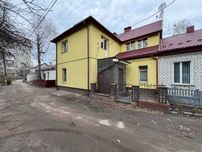 Багаторівнева квартира 214 м² для життя, бізнесу або оренди в ЦЕНТРІ