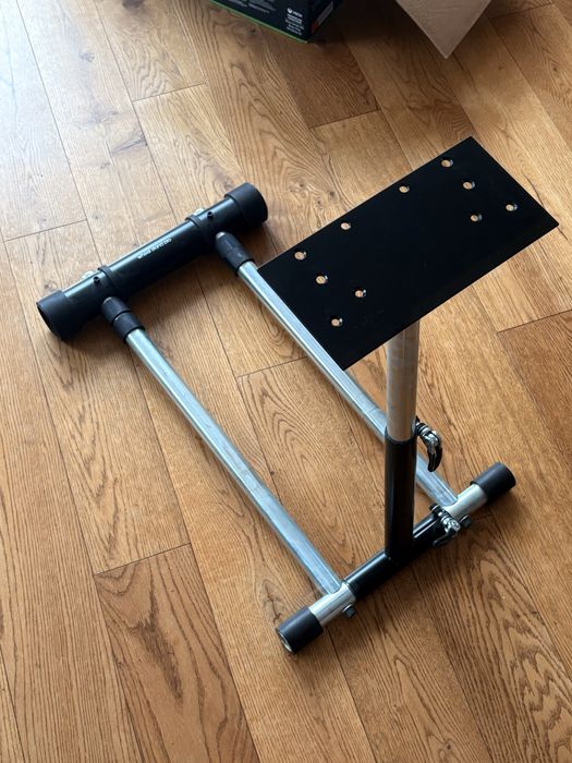 Stojak na kierownice Wheelstand pro