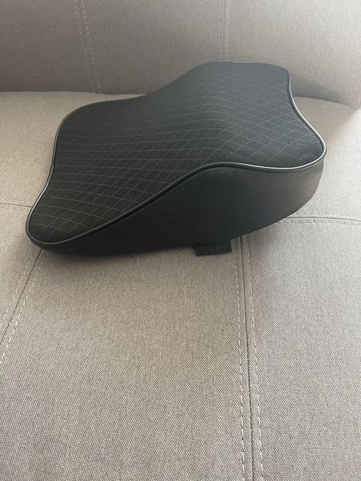 Продам ортопедичну авто подушку