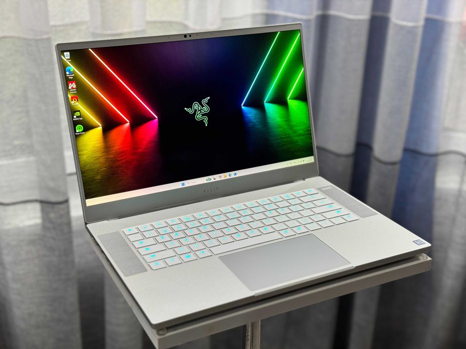 Ноутбук Razer Blade 15 | i7-8750H RTX 2060 | 16/512 | FHD IPS 144гц