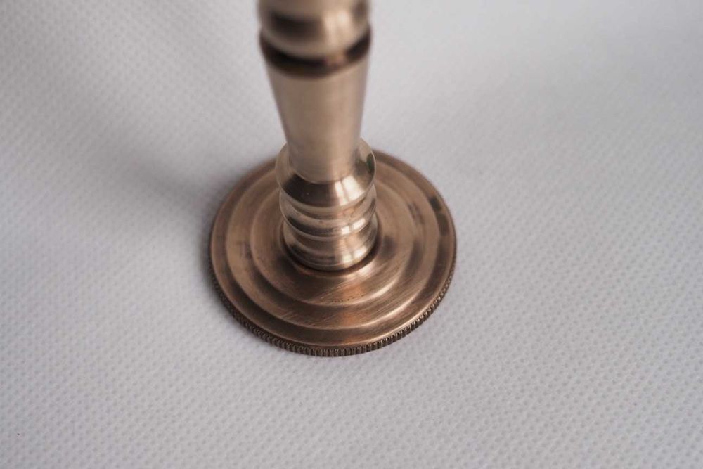 Świecznik mosiężny wzór solidny stabilny ciężki 17 cm unikat