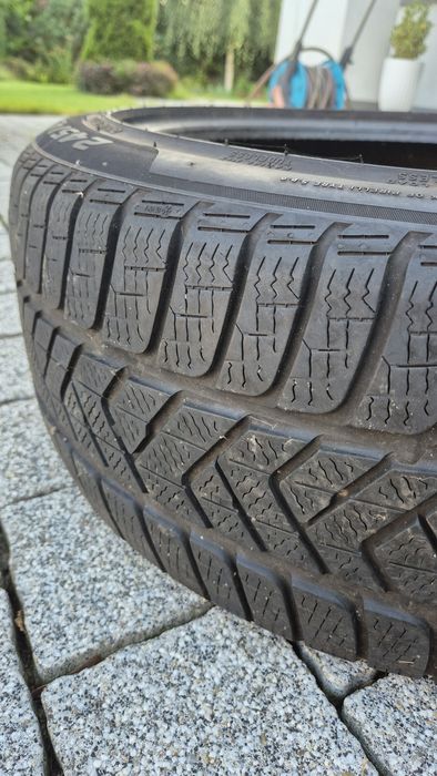 245/45 R19 Pirelli Sottozero 3 Winter, opona
