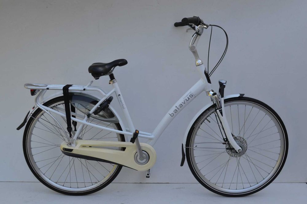 Biały rower holenderski * Batavus Mambo Inspire 53cm koła 28'' nexus 7