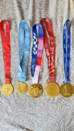Kopie czterech medali olimpijskich plus mistrzostwa świata