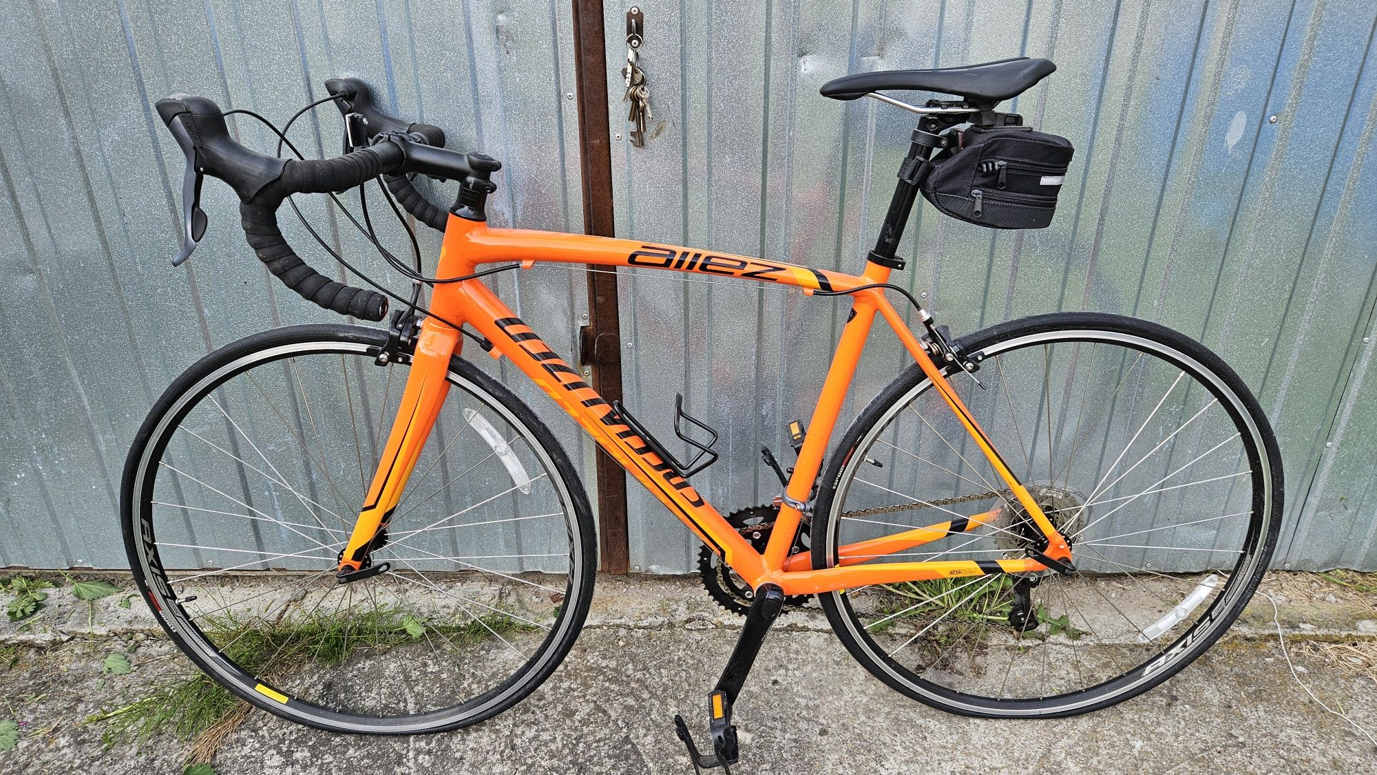 Rower szosowy specialized allez e5