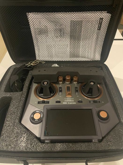 Nadajnik FrSky Horus X10S Express ACCESS 2.4G 24CH - stan idealny!