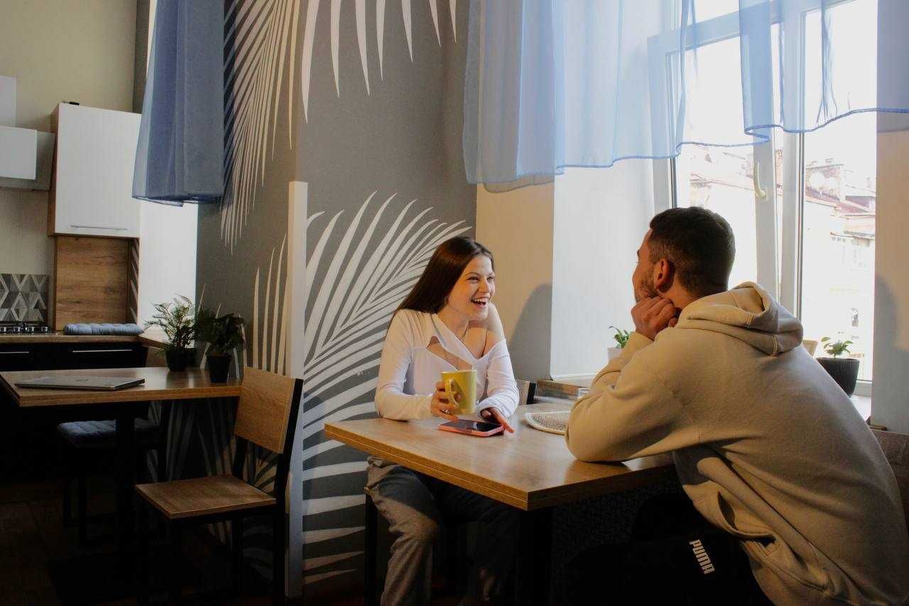 VIP hostel in the center of Kyiv / Молодіжний хостел в центрі Києва !