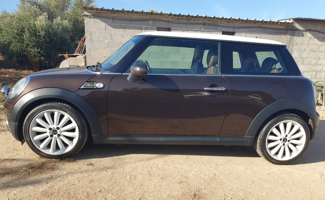 Mini cooper Mayfair 50 anos