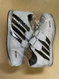 Adidasy / buty sportowe / na rzepy / 16,5cm