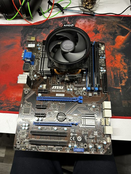 Продам Материнську плату+проц+озу