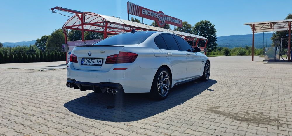 ідеальний стан куплена в Україні!!