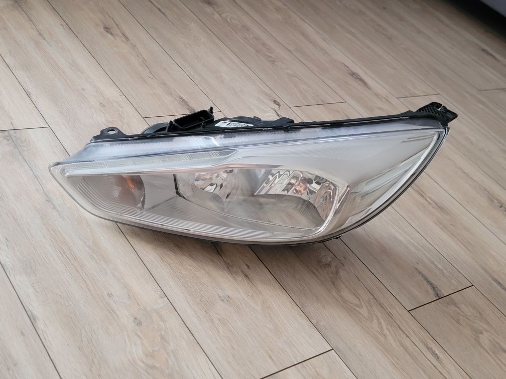 Ford Focus mk3 lift reflektor