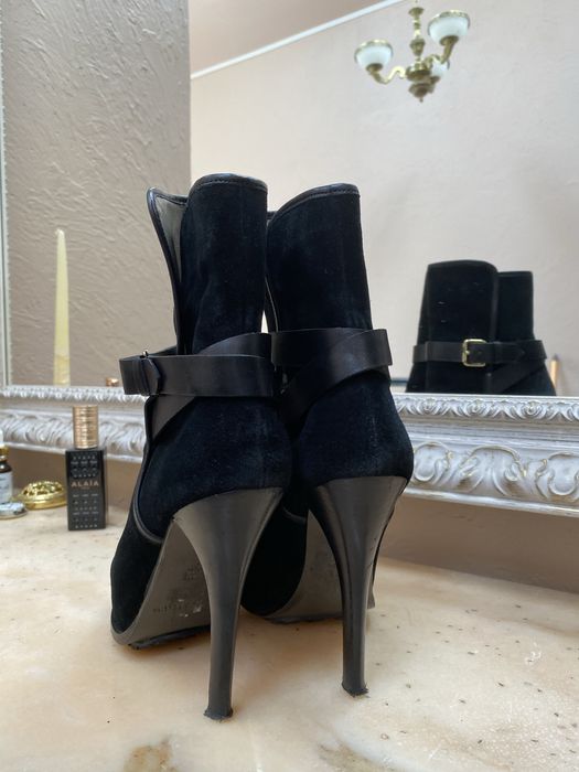 Ботильоны замшевые