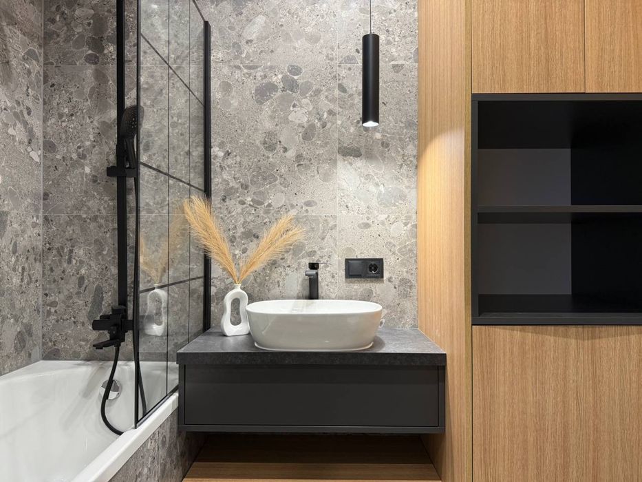 ЦЕНТРАЛЬНИЙ ПАРК! Стильна євро-2 кімнатна квартира з газом!