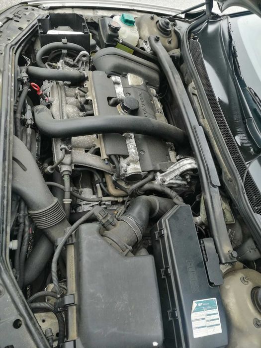 Carro Volvo S60 de 2001 para peças