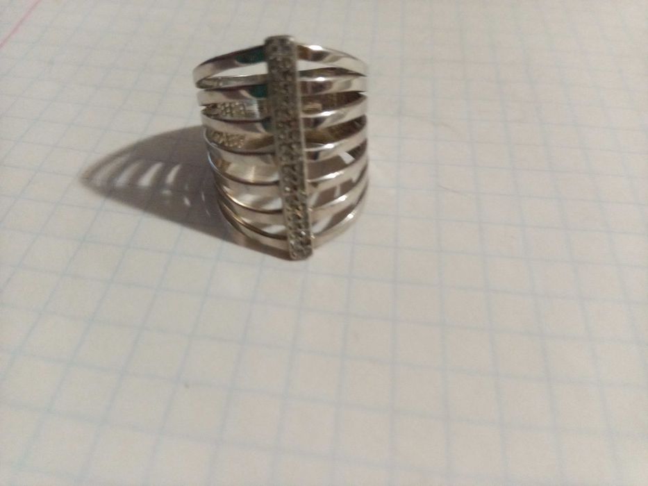Серебряное кольцо