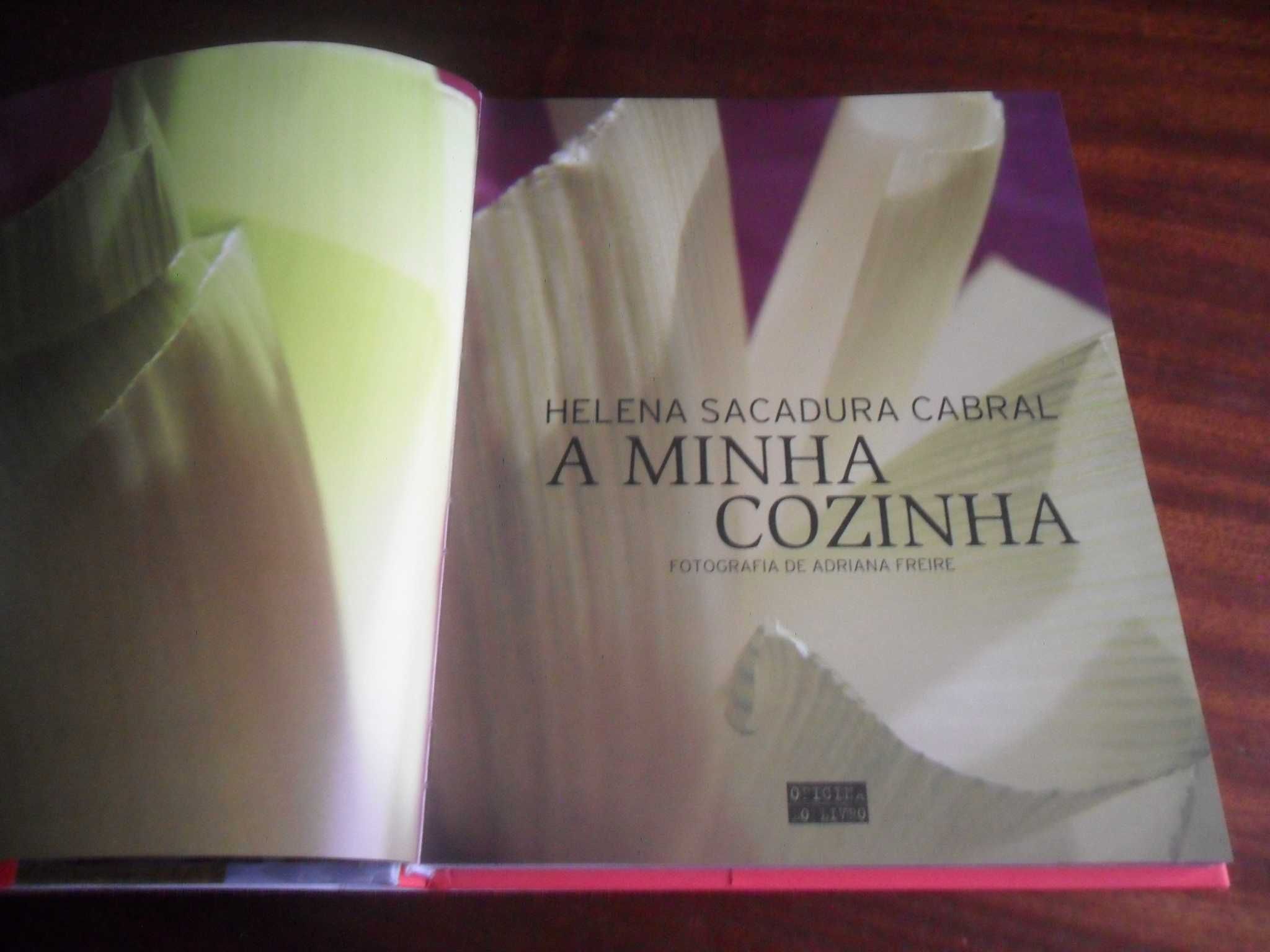 "A Minha Cozinha" de Helena Sacadura Cabral - 3ª Edição de 2004