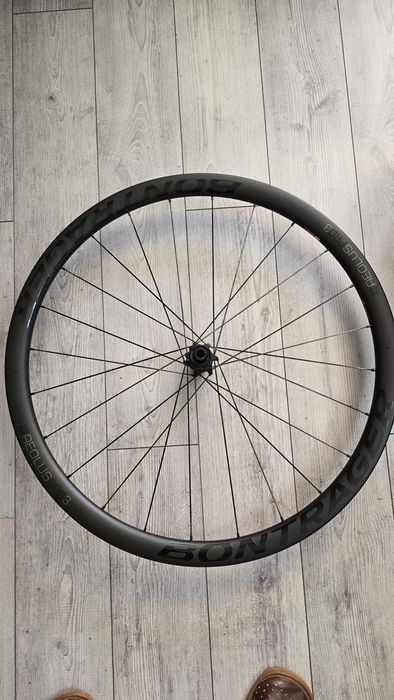Koła szosowe Bontrager Aeolus Pro 3 karbon