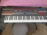 Roland juno 106 synyezator