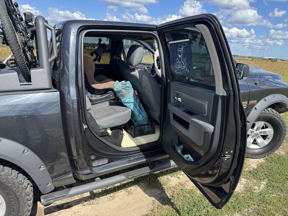 RAM 1500 Big Horm 2016 5.7 HEMI AWD