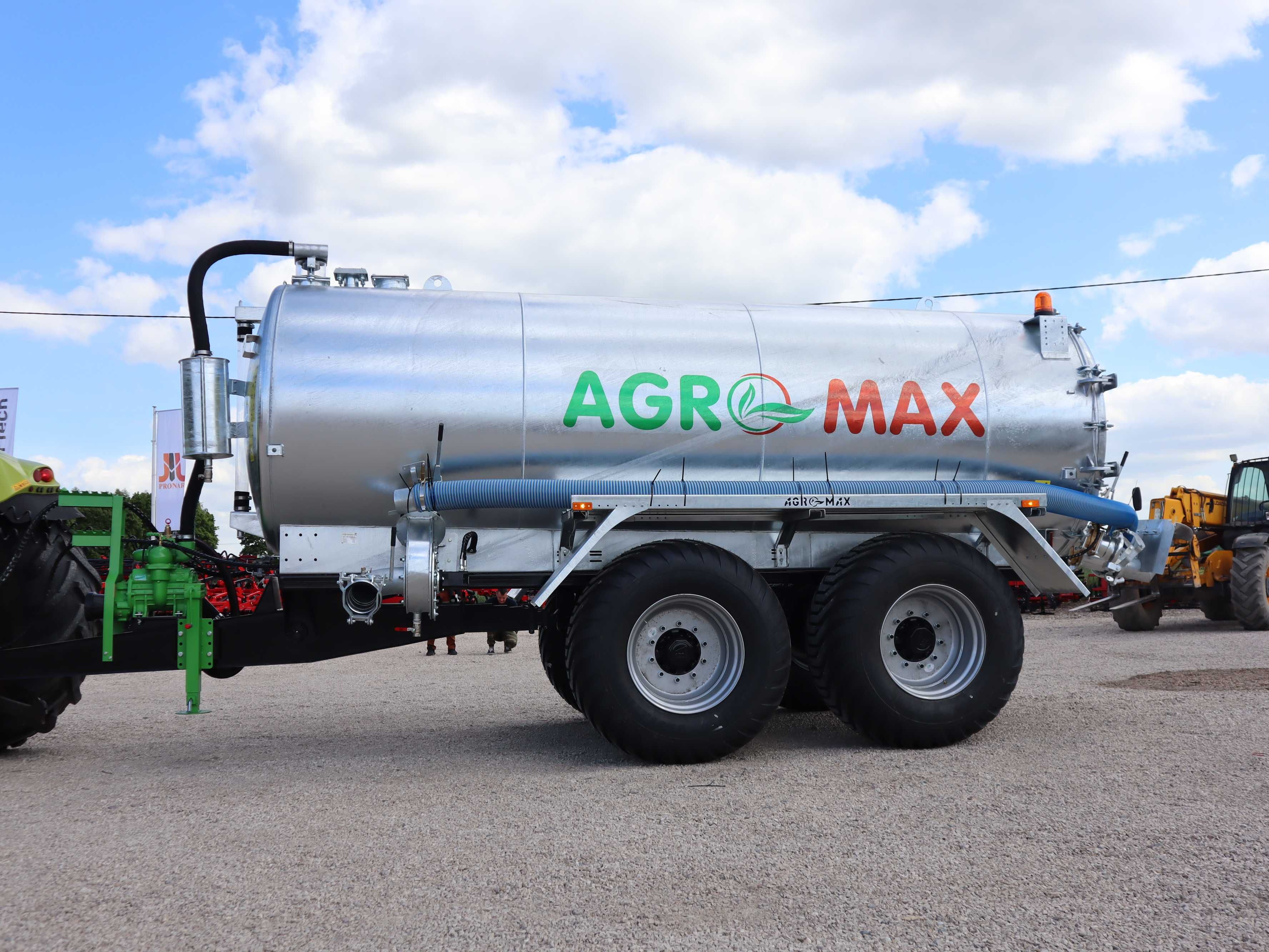 Wóz asenizacyjny 14000 AGRO-MAX tandem