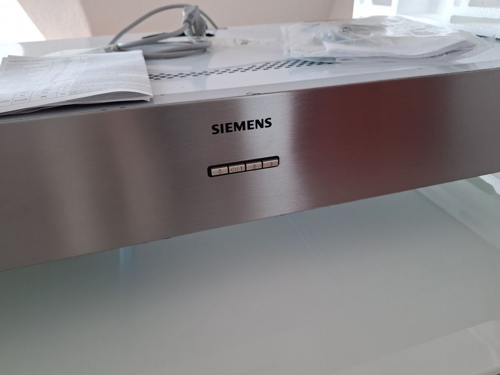 Витяжка Siemens LU29250 Нова