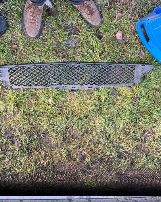 решітка бампера мерседес  B клас  w246