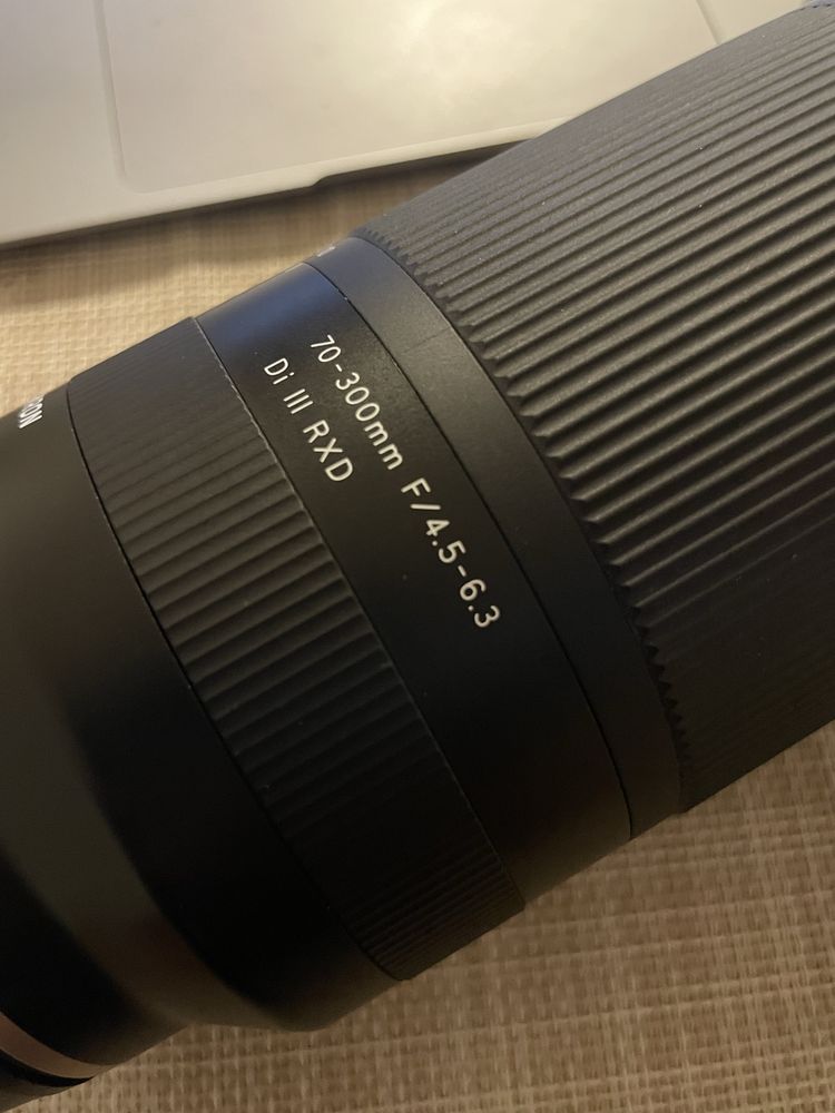 Tamron 70-300 F4.5 - 6.3 (NOVA) e-mount