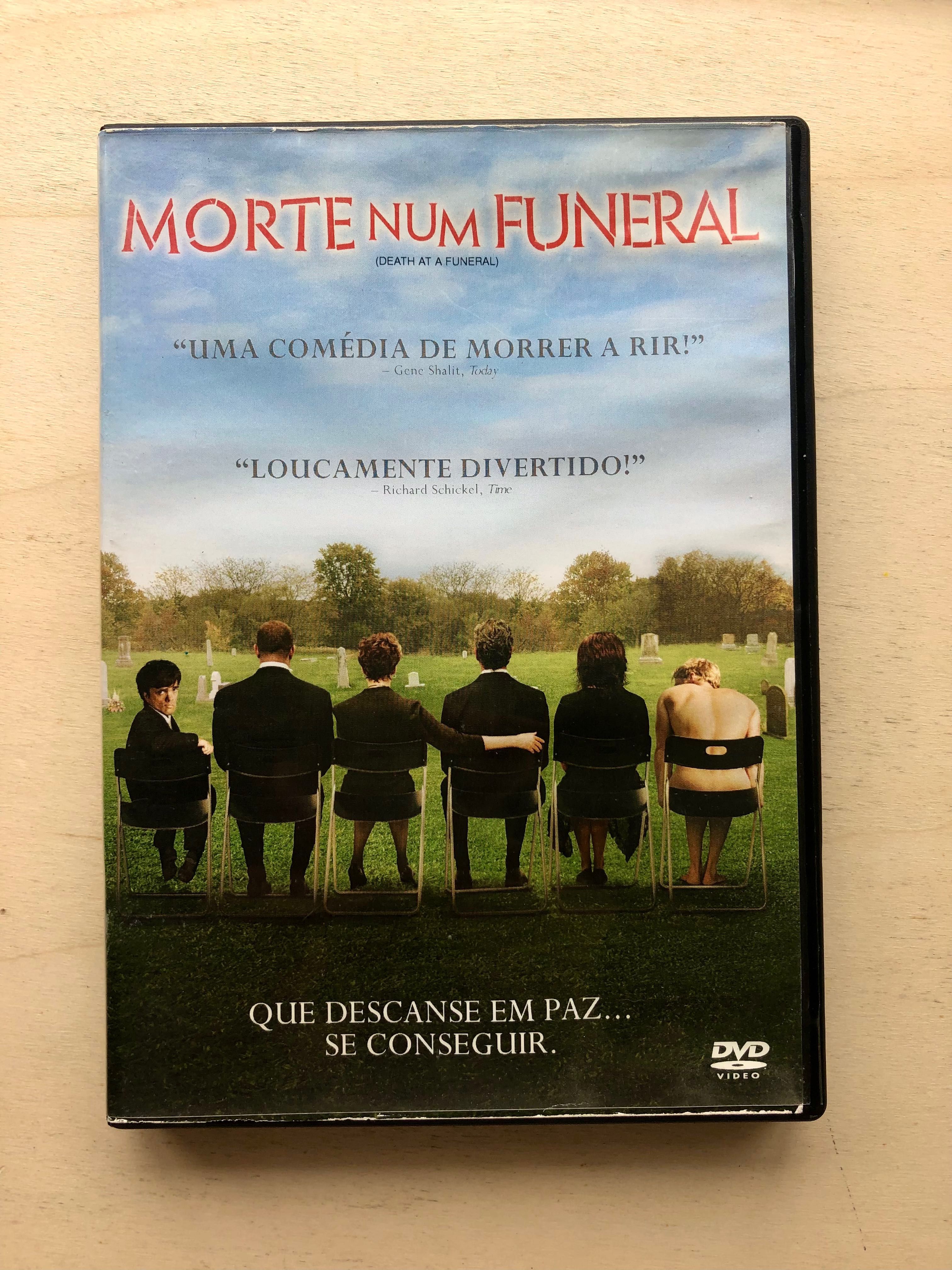 DVD “Morte num Funeral”