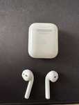 Apple air pods 2