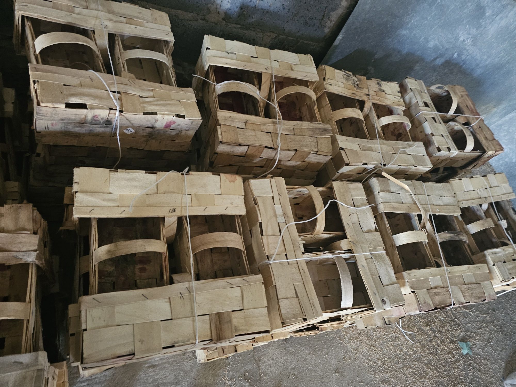 Łubianki 2 kg koszyczek truskawka, borowka