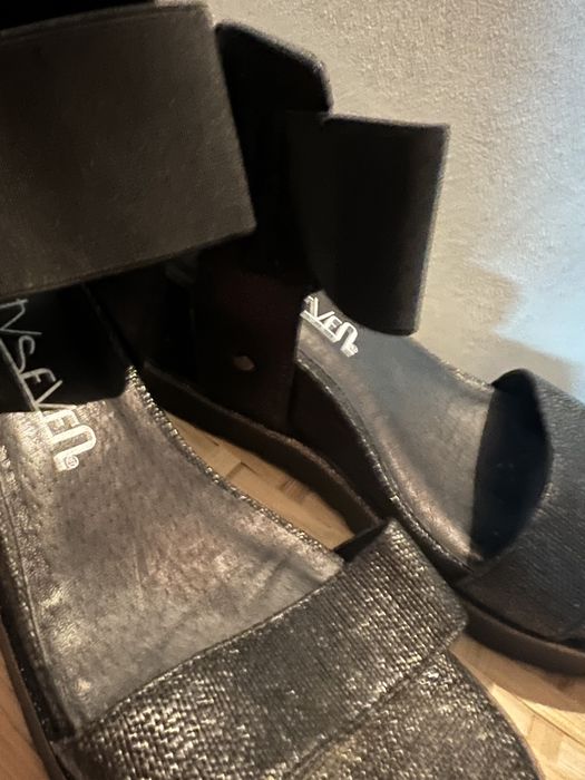 Sandálias pretas senhora