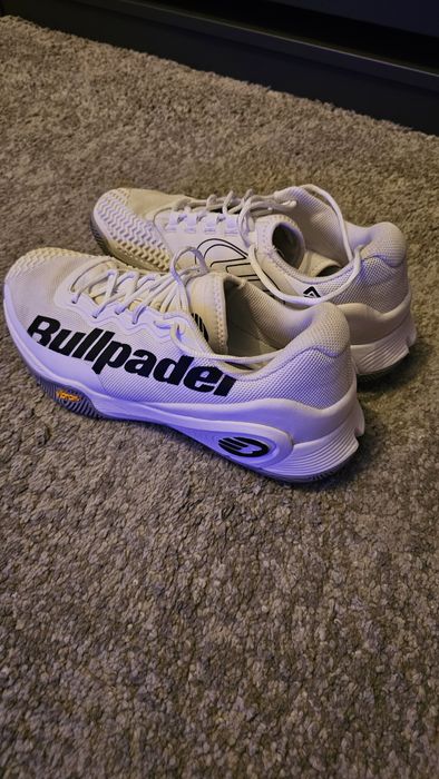 Vendo Bullpadel Vibram como novos
