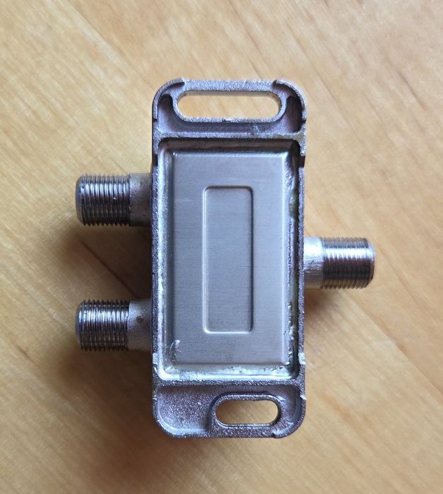 splitter rozgałęźnik antenowy 3DSS2 TELESTE