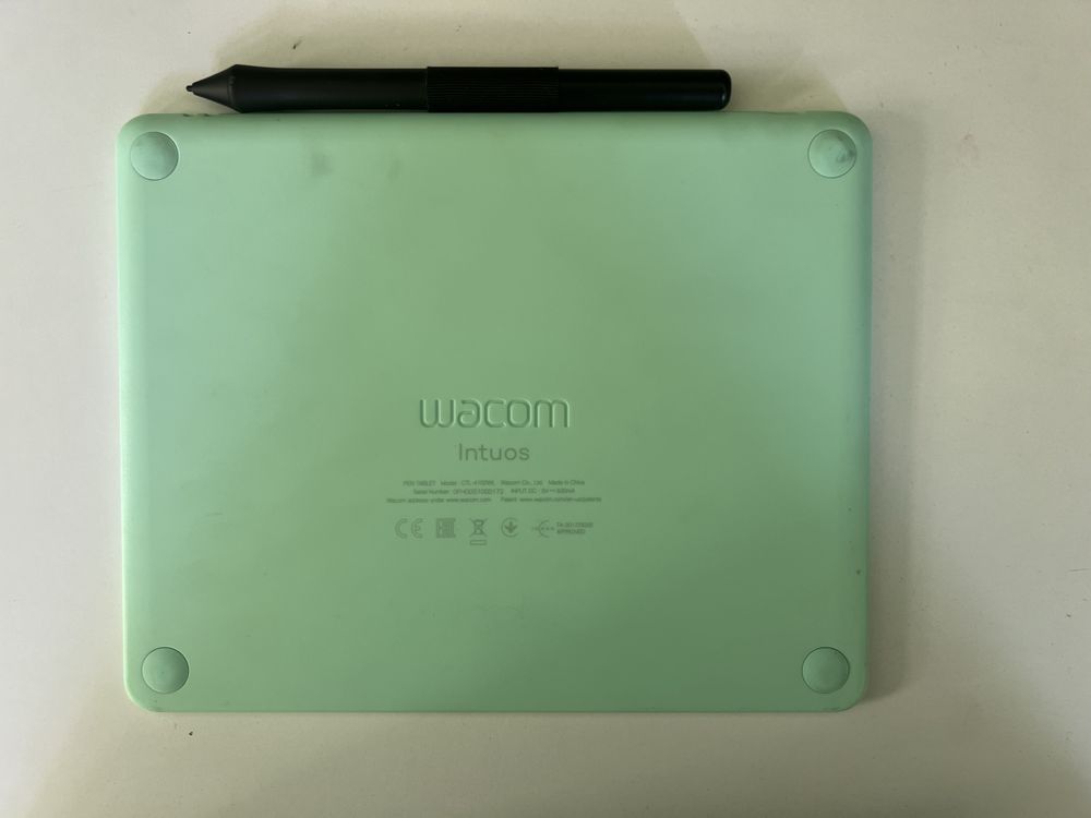 Графічний планшет Wacom Intuos CTL-4100W