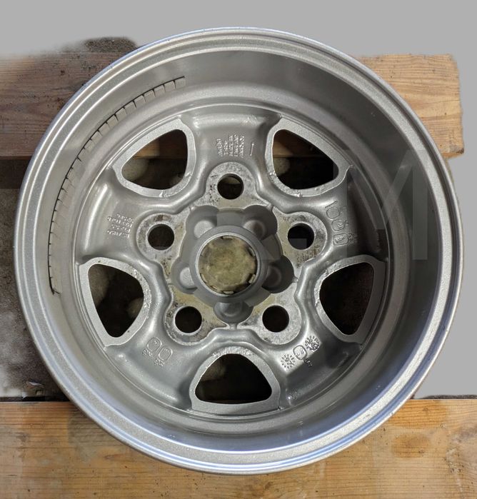 Felga 7j16x33.0 AH2 Land Rover Discovery 1 ANR3631  1SZT.