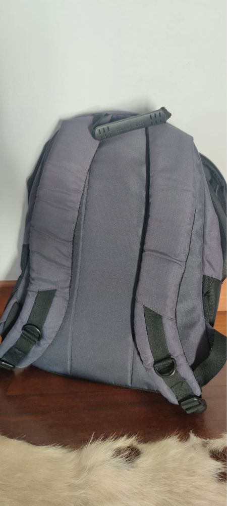 Mochila pequena Cat