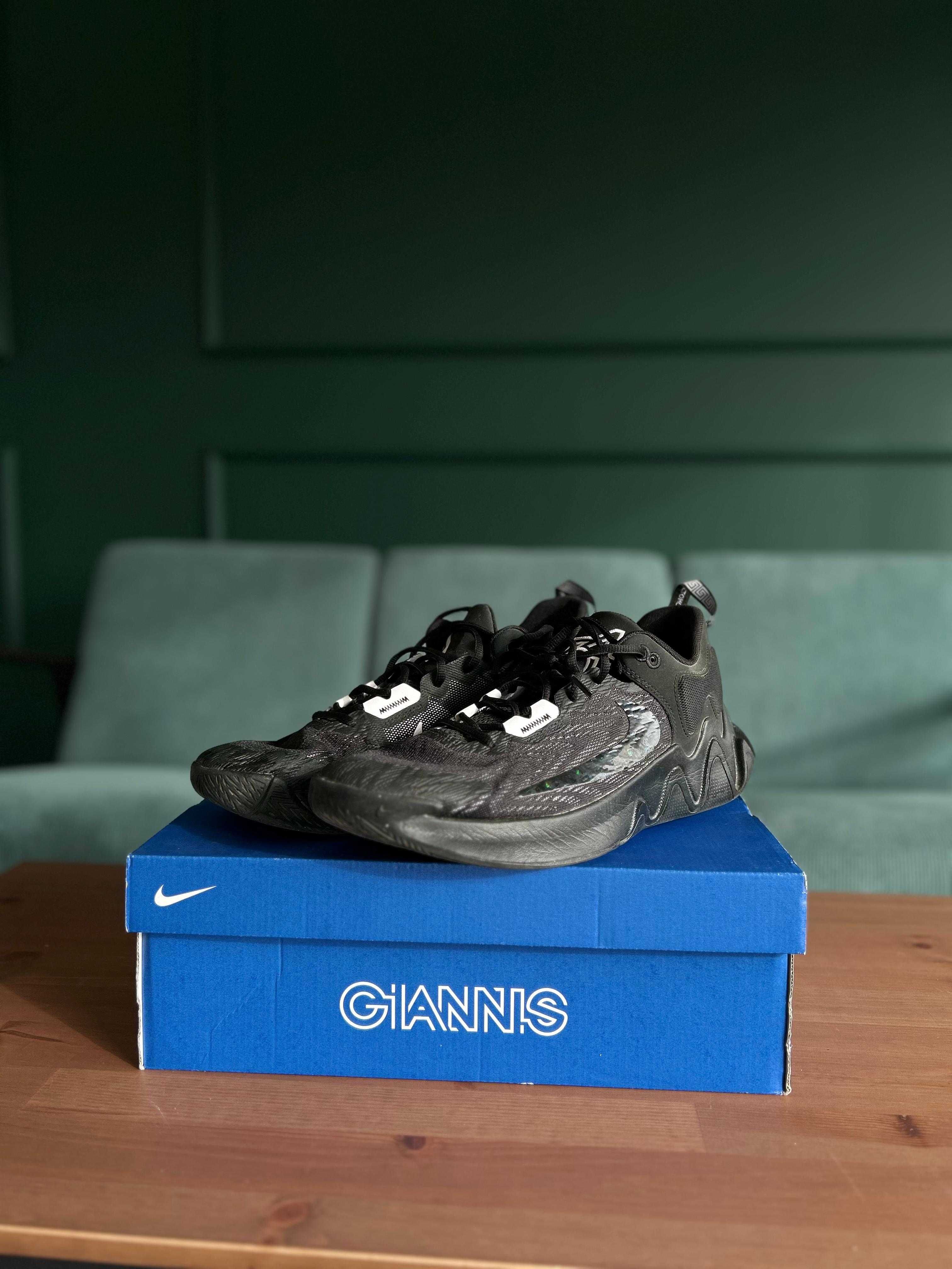Giannis Immortality 2 "Triple Black" -  Basquetebol